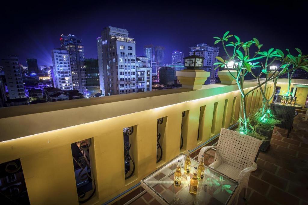 The Mou Hotel Phnom Penh Zewnętrze zdjęcie